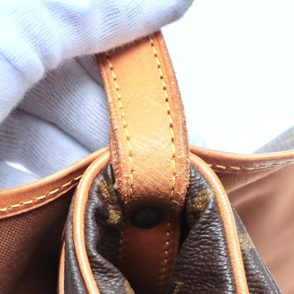 ❌❌❌ SOLD! ❌❌❌ Louis Vuitton Monogram Saumur 30 Crossbody / Shoulder bag - Picture 5 of 10